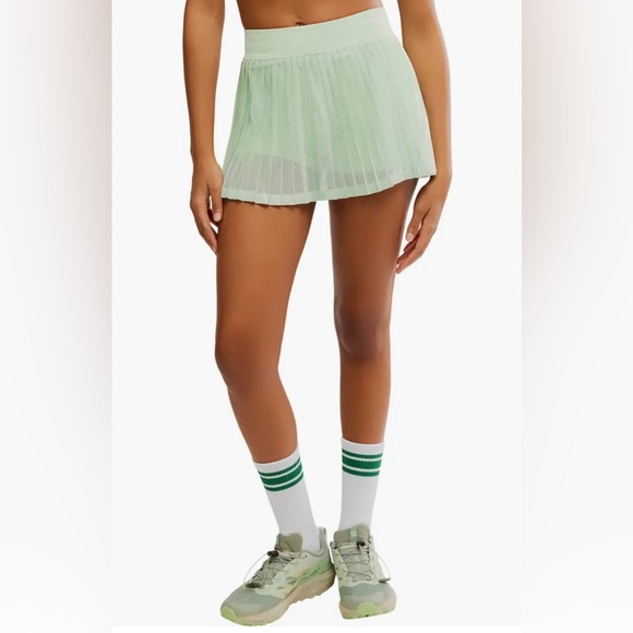 NWOT Free People Movement Rally Ruffle Mini Skirt sz M/L - Picture 7 of 8